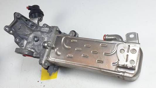 ENFRIADOR EGR A6511400675Q02 MERCEDES CLASE C (W205) LIM. Autodesguaces Alicante