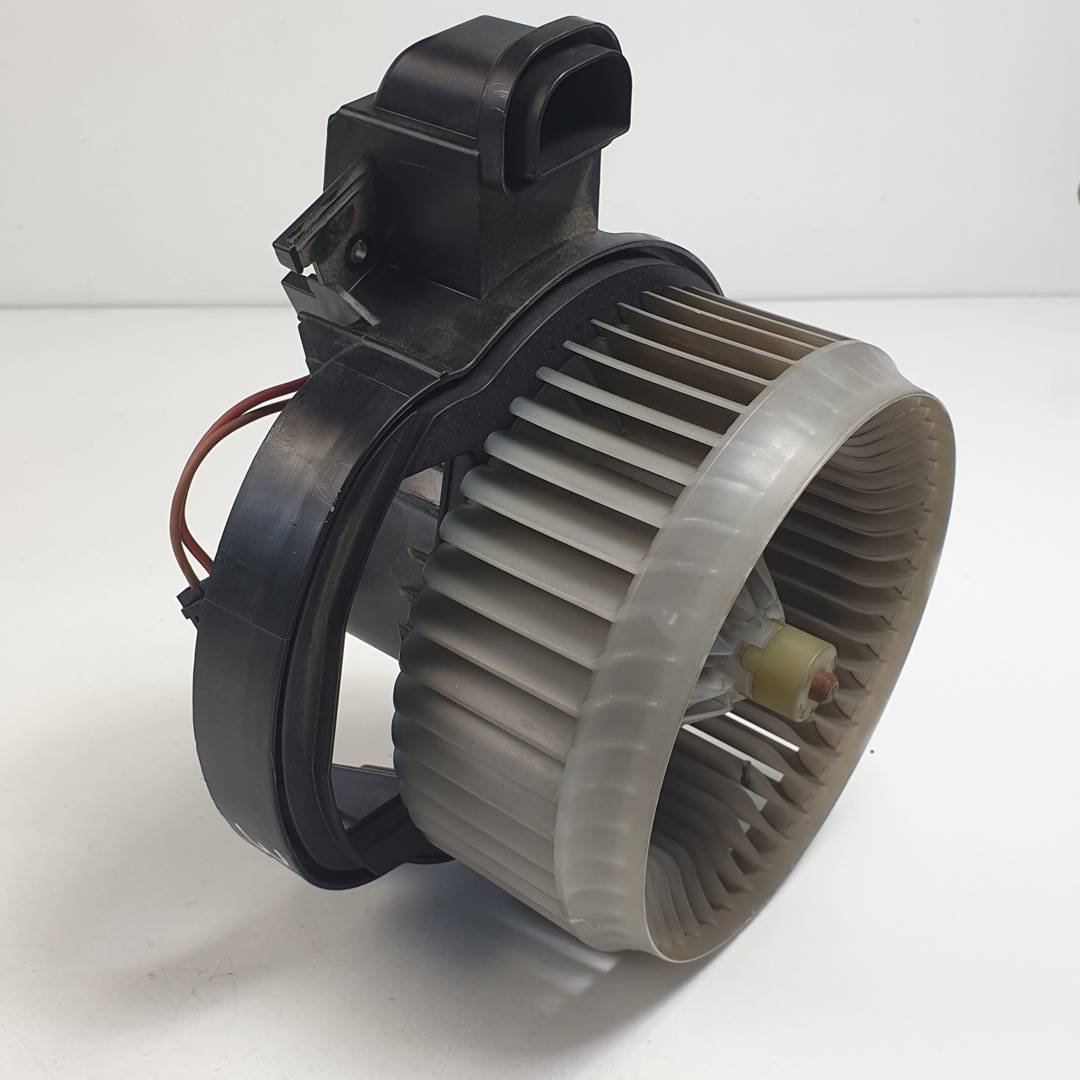 Heater blower motor - MF1163602671 - LAND ROVER - DISCOVERY 5