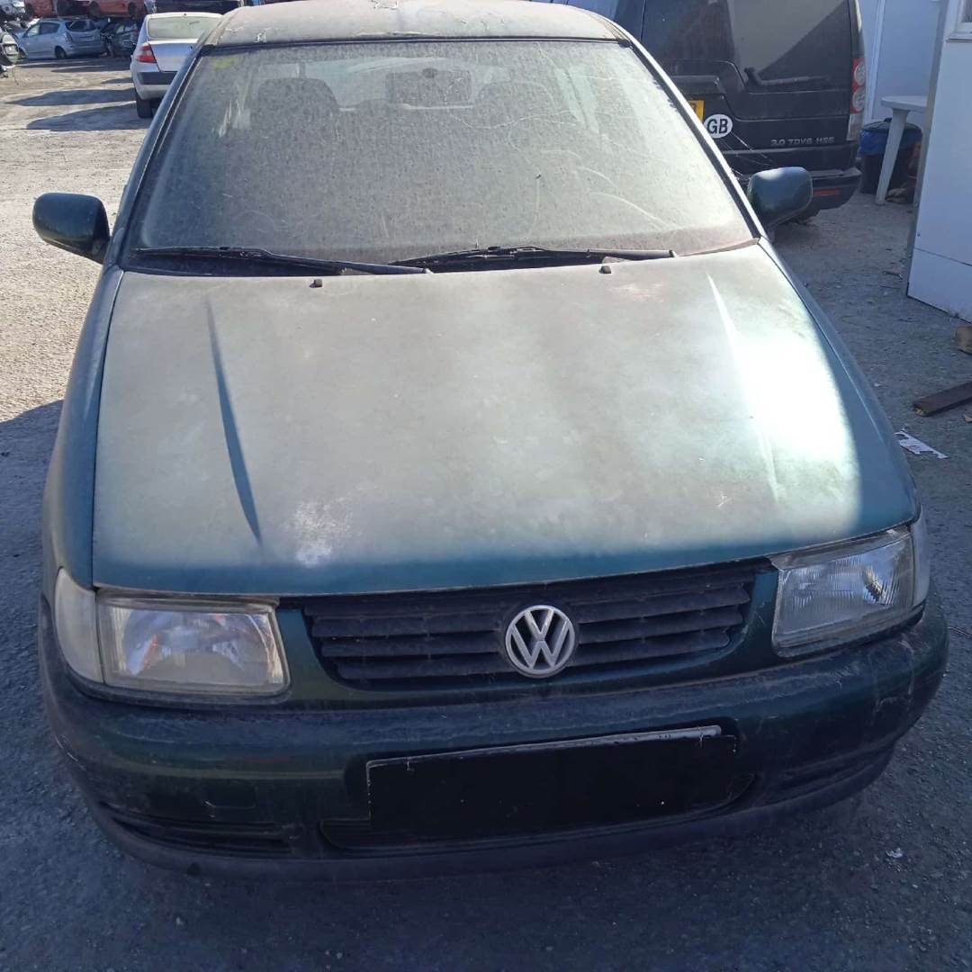 VOLKSWAGEN POLO BERLINA (6N1) (1994 - 1999)