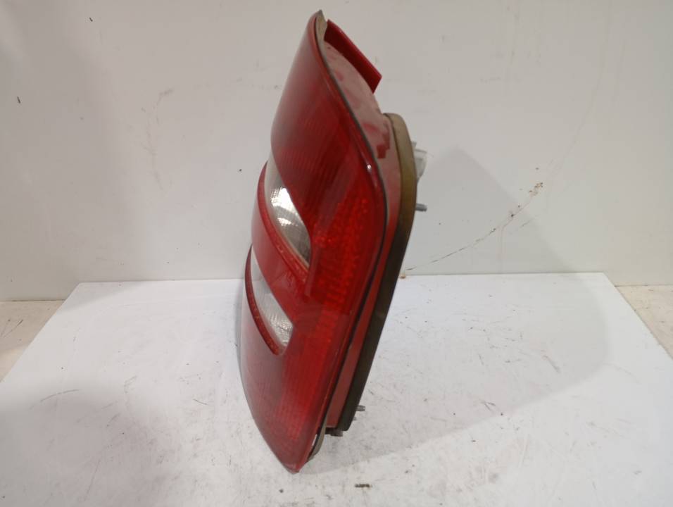 PILOTO TRASERO DERECHO