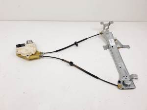 ELEVALUNAS TRASERO DERECHO 827306548R RENAULT MEGANE III SPORT TOURER Autodesguaces Alicante
