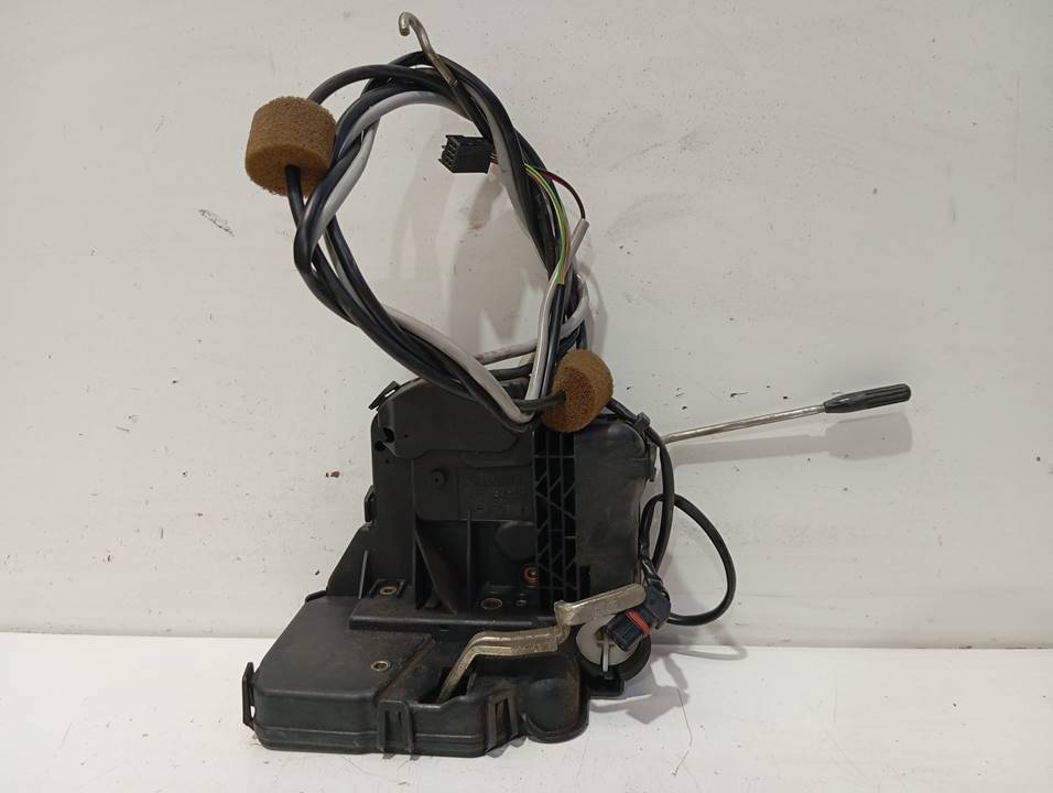 CERRADURA PUERTA DELANTERA IZQUIERDA
