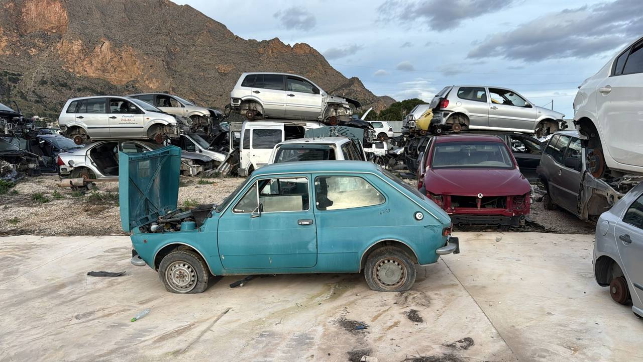 Imagen del vehículo SEAT 127