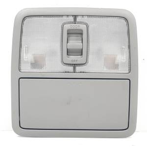 LUZ INTERIOR 8126042010 TOYOTA RAV 4 (A3) Autodesguaces Alicante