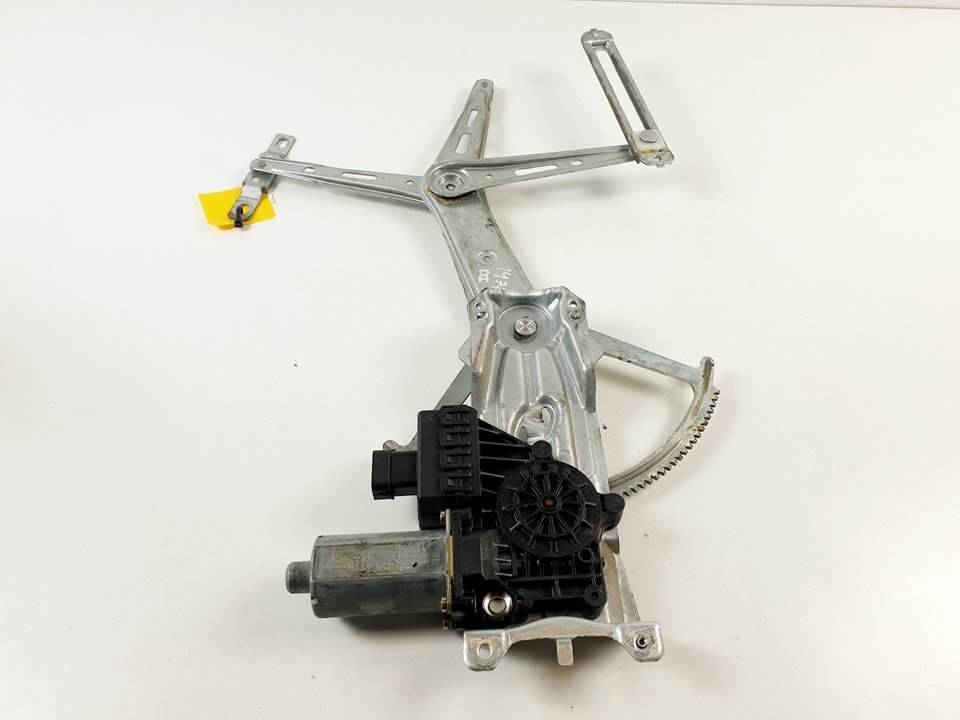ELEVALUNAS DELANTERO IZQUIERDO - 90579571 - OPEL - ZAFIRA A