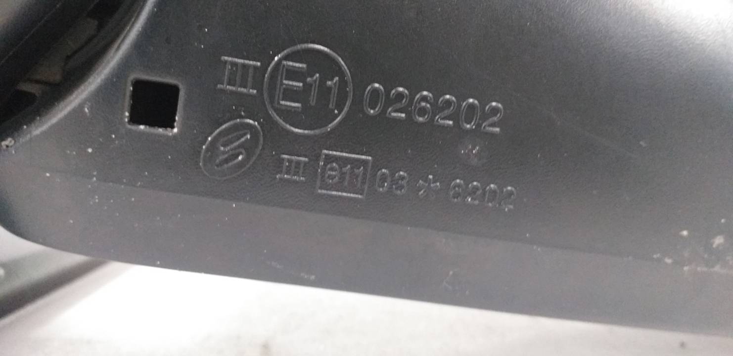 RETROVISOR IZQUIERDO