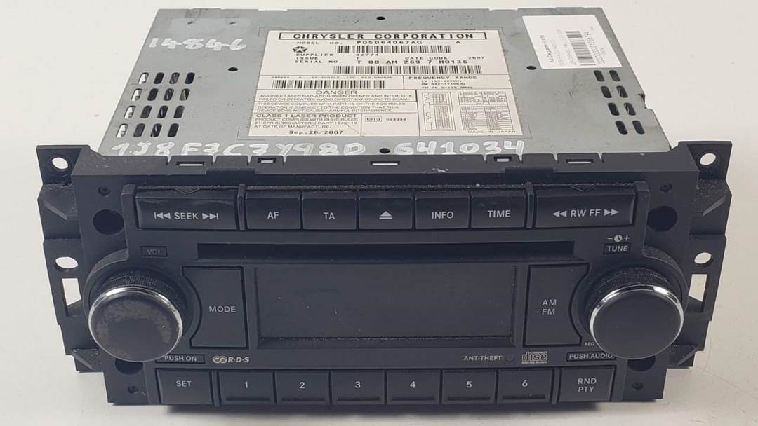 SISTEMA AUDIO / RADIO CD - P05064067AG - JEEP - COMPASS