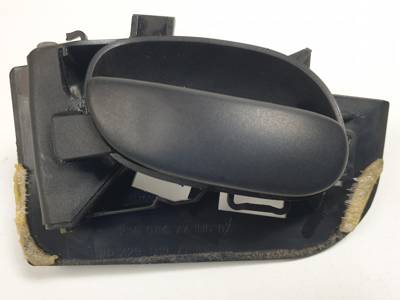 MANETA INTERIOR DELANTERA IZQUIERDA 9623698477 PEUGEOT 206 BERLINA Autodesguaces Alicante