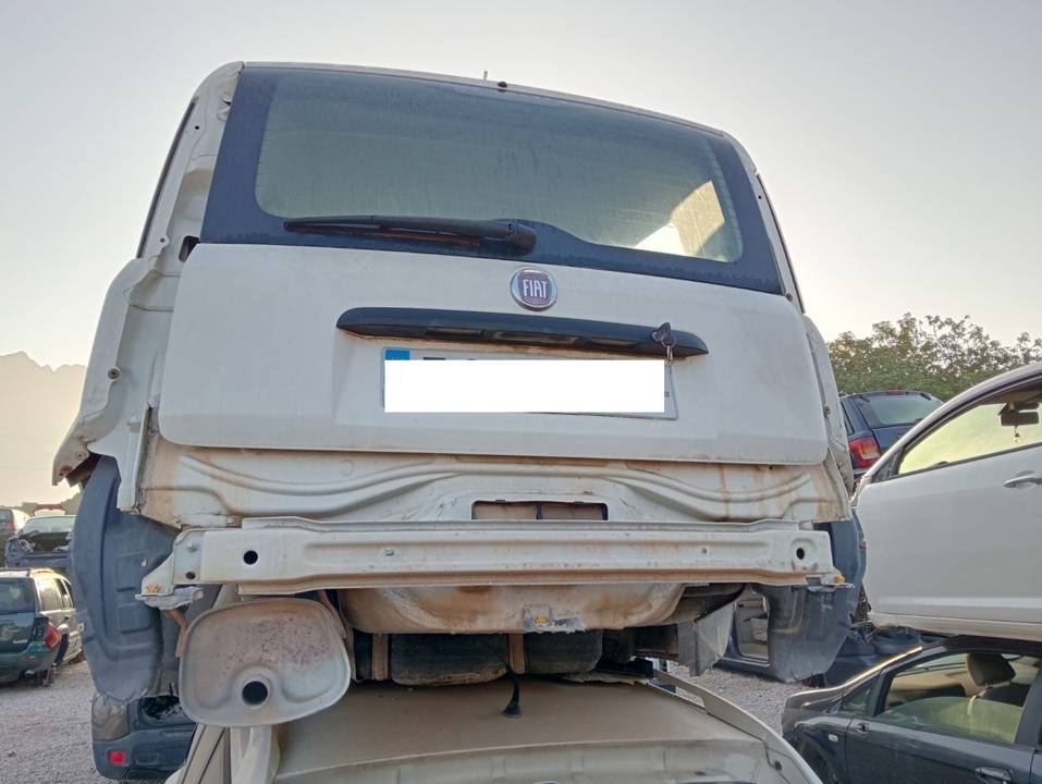 PORTON TRASERO