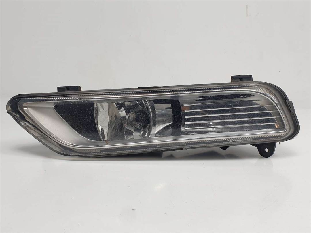 Feu antibrouillard gauche - VOLKSWAGEN - PASSAT VARIANT (365)