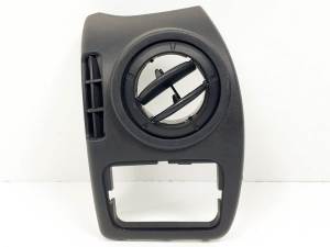 REJILLA AIREADORA 8200212480P RENAULT MASTER KASTEN Autodesguaces Alicante