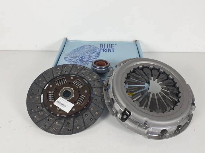 KIT EMBRAGUE ADT330230 TOYOTA LAND CRUISER (J9) Autodesguaces Alicante