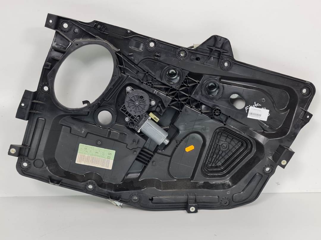 ELEVALUNAS DELANTERO DERECHO - M6S61A203A28KF - FORD - FIESTA (CBK)