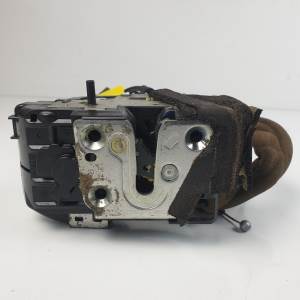 CERRADURA PUERTA TRASERA DERECHA INFINITI Q50 Autodesguaces Alicante