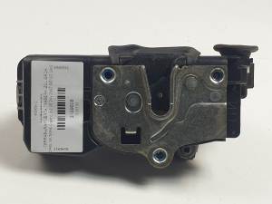 CERRADURA PUERTA TRASERA IZQUIERDA OPEL ANTARA Autodesguaces Alicante