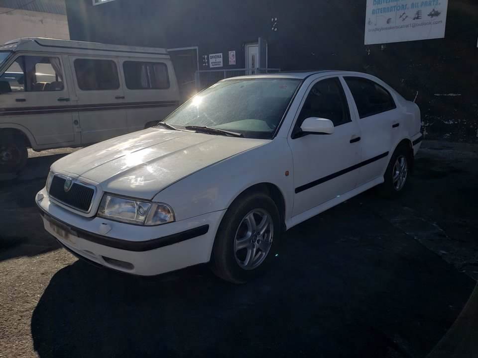 SKODA OCTAVIA BERLINA (1U2) (1998 - 2000)