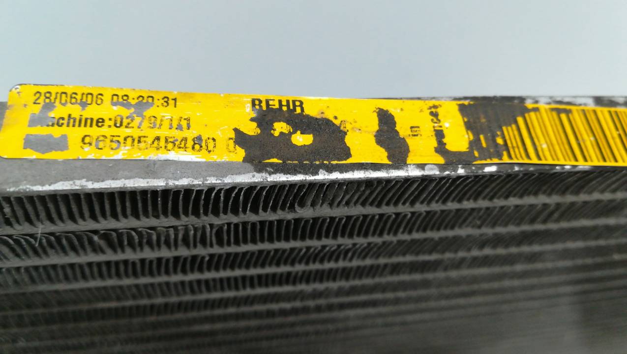 CONDENSADOR / RADIADOR AIRE ACONDICIONADO