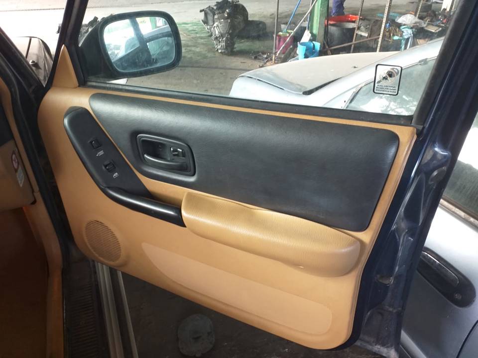 MANETA INTERIOR DELANTERA DERECHA