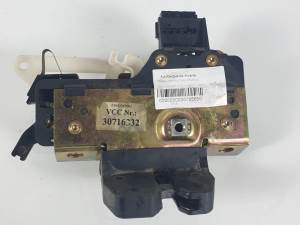 CERRADURA MALETERO / PORTON 9187990 VOLVO XC70 Autodesguaces Alicante