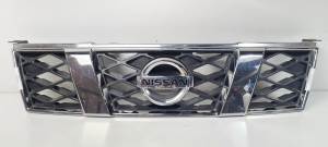 REJILLA DELANTERA 62310JG40A NISSAN X-TRAIL (T31) Autodesguaces Alicante