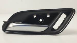 MANETA INTERIOR DELANTERA IZQUIERDA 20222221 MG ZS Autodesguaces Alicante