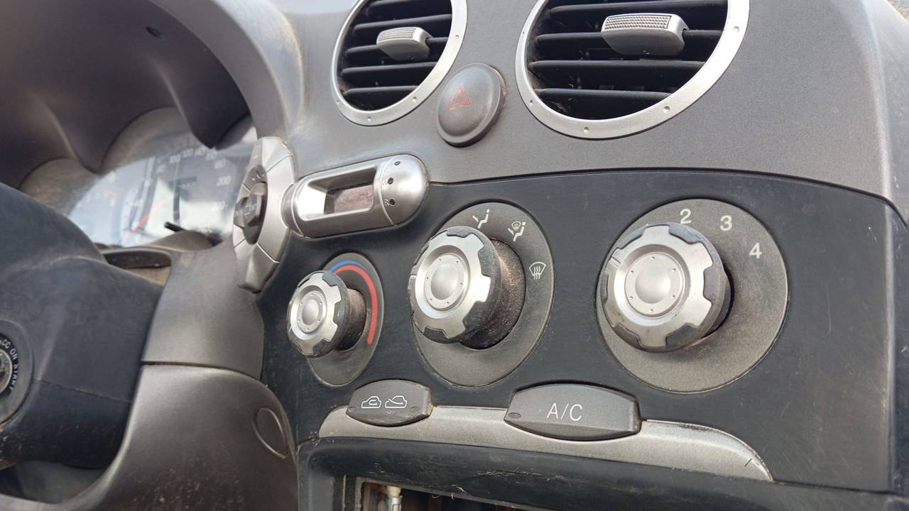 MANDO CALEFACCION / AIRE ACONDICIONADO
