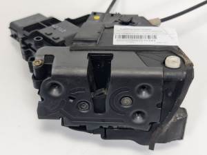 CERRADURA PUERTA TRASERA DERECHA 3N6AA26412BP MAZDA 3 BERLINA (BK) Autodesguaces Alicante