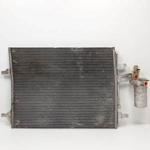 CONDENSADOR / RADIADOR AIRE ACONDICIONADO 993897E VOLVO V60 KOMBI Autodesguaces Alicante