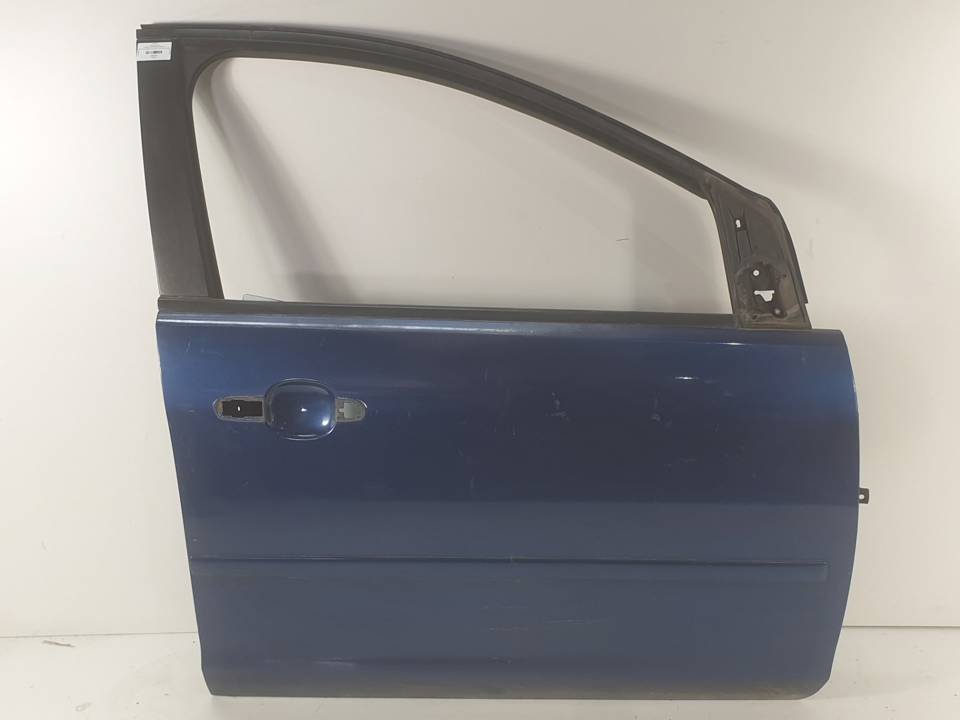 PUERTA DELANTERA DERECHA FORD FOCUS BERLINA (CAP) Autodesguaces Alicante