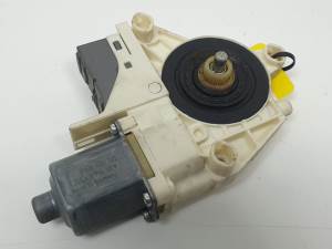 MOTOR ELEVALUNAS TRASERO IZQUIERDO 9646595680 PEUGEOT 407 Autodesguaces Alicante