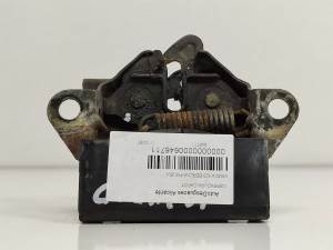 CERRADURA CAPOT MAZDA 323 BERLINA F/S (BJ) Autodesguaces Alicante