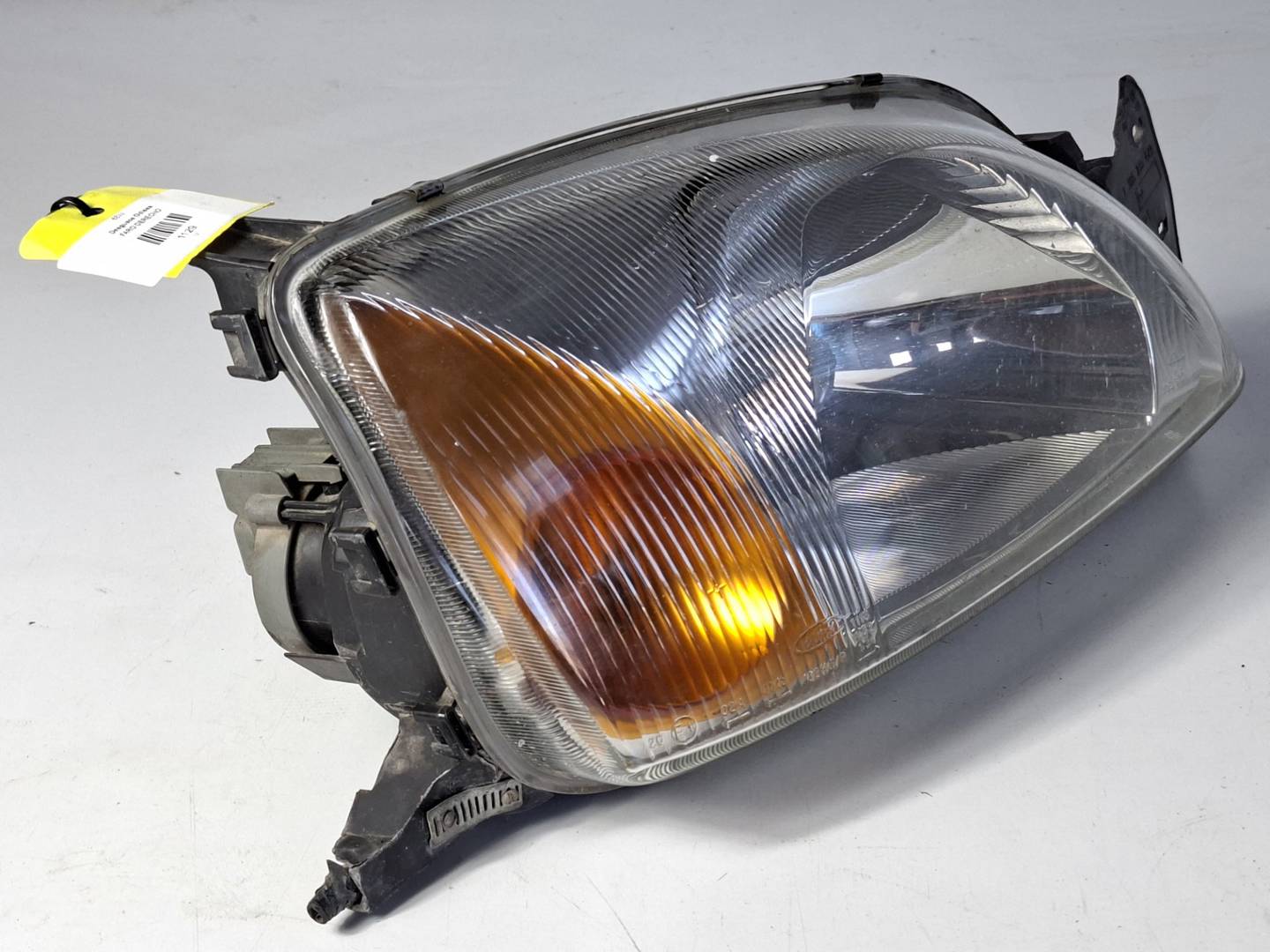 Foto 2 de Faro Derecho Ford Fiesta Berlina (dx) (1999–2002)