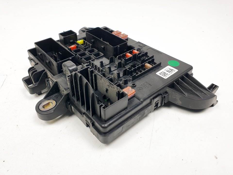 CAJA RELES / FUSIBLES - 1327731703 - OPEL - INSIGNIA BERLINA