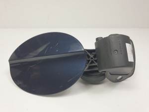 TAPA EXTERIOR COMBUSTIBLE A2195840039 MERCEDES CLASE CLS (W219) Autodesguaces Alicante