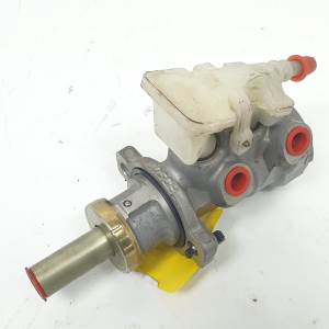 BOMBA FRENO 21030399 FORD FOCUS BERLINA (CAK) Autodesguaces Alicante