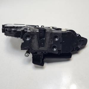 CERRADURA PUERTA TRASERA DERECHA 8X2A26412AC LAND ROVER RANGE ROVER SPORT (L320) Autodesguaces Alicante