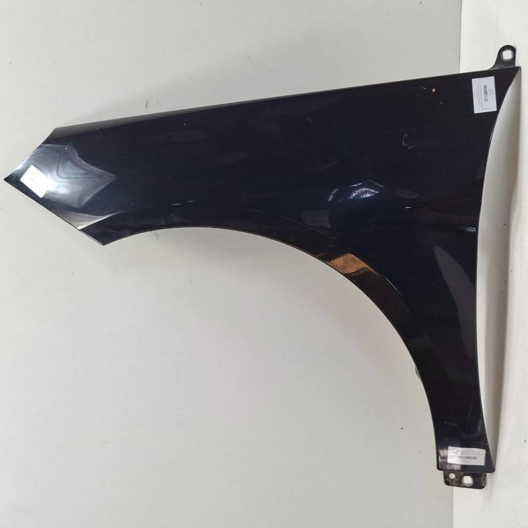 Front left wing - MERCEDES - CLASE B (W245)
