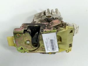 CERRADURA PUERTA TRASERA IZQUIERDA 96BGF26413BG FORD MONDEO BERLINA (GD) Autodesguaces Alicante