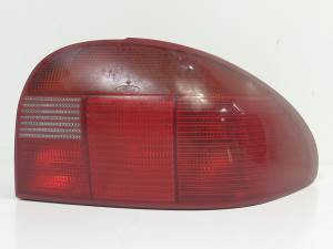 PILOTO TRASERO DERECHO 93B613N004 FORD MONDEO BERLINA/FAMILIAR (FD) Autodesguaces Alicante
