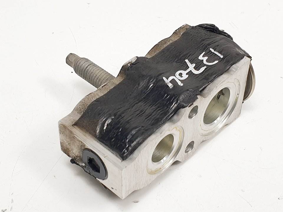 VALVULA EXPANSION - JX6A19C621AB - FORD - FOCUS