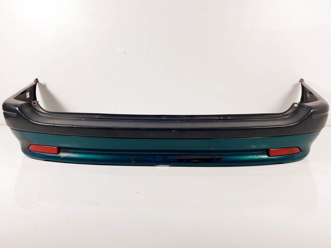 Pare-chocs arrière - TOYOTA - COROLLA FAMILIAR (E11)