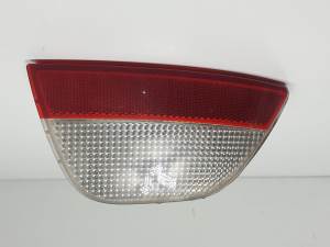 PILOTO MARCHA ATRAS 1M5115K272A FORD FOCUS BERLINA (CAK) Autodesguaces Alicante