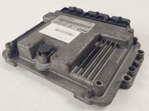 CENTRALITA MOTOR UCE 0281011275 RENAULT MEGANE II BERLINA 5P Autodesguaces Alicante
