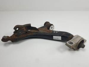 BRAZO SUSPENSION INFERIOR DELANTERO DERECHO LEXUS IS Autodesguaces Alicante