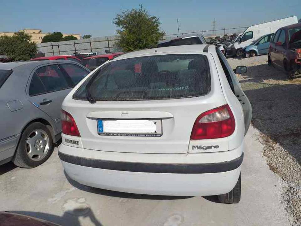 Imagen del vehículo RENAULT MEGANE I FASE 2 BERLINA (BA0)