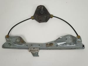 ELEVALUNAS TRASERO DERECHO 9657245680 PEUGEOT 308 (T7) Autodesguaces Alicante