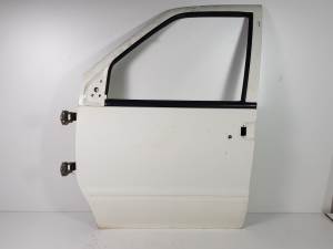 PUERTA DELANTERA IZQUIERDA NISSAN VANETTE CARGO (HC23) Autodesguaces Alicante