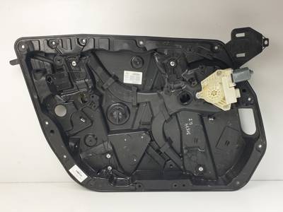 ELEVALUNAS DELANTERO IZQUIERDO C08732106 MERCEDES CLASE C (W205) LIM. Autodesguaces Alicante