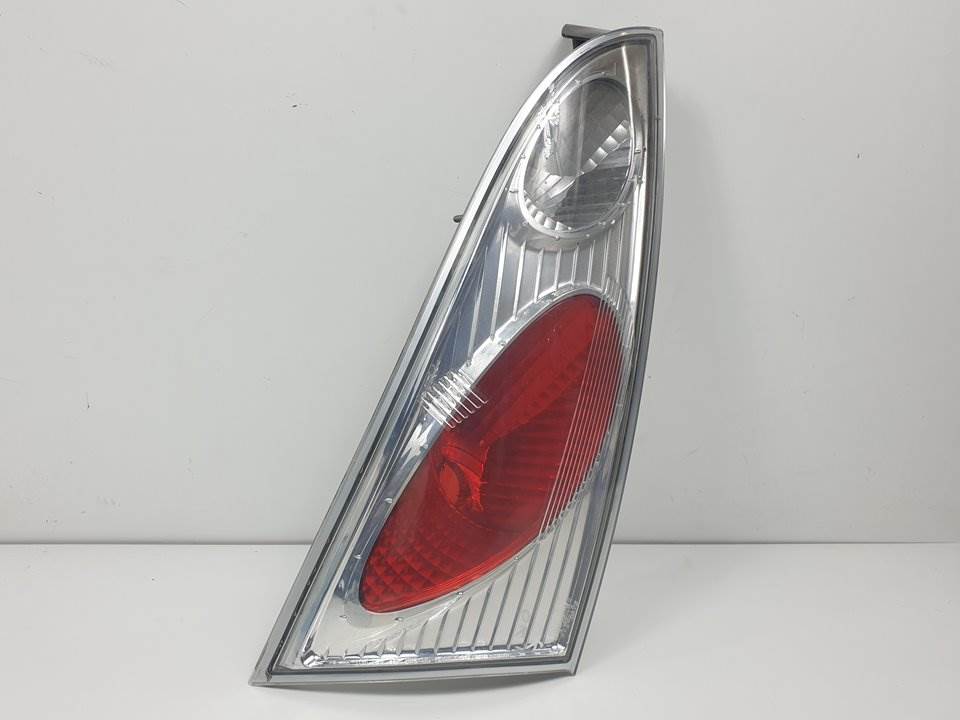 PILOTO TRASERO DERECHO - SK3710FCS005D - FORD - FOCUS BERLINA (CAK)