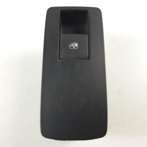 MANDO ELEVALUNAS TRASERO IZQUIERDO 13301888 OPEL INSIGNIA BERLINA Autodesguaces Alicante